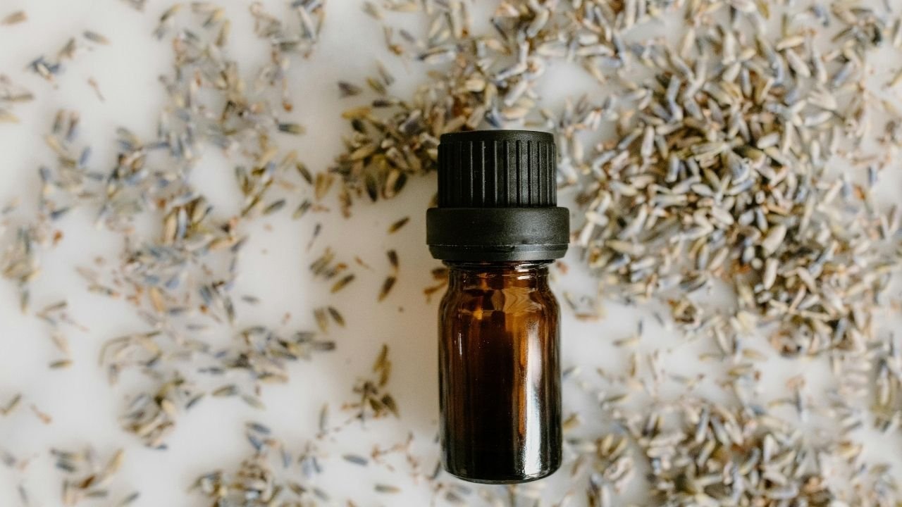 Kırışıklıklarla Mücadelede Bilinmeyen Doğal Yağlar