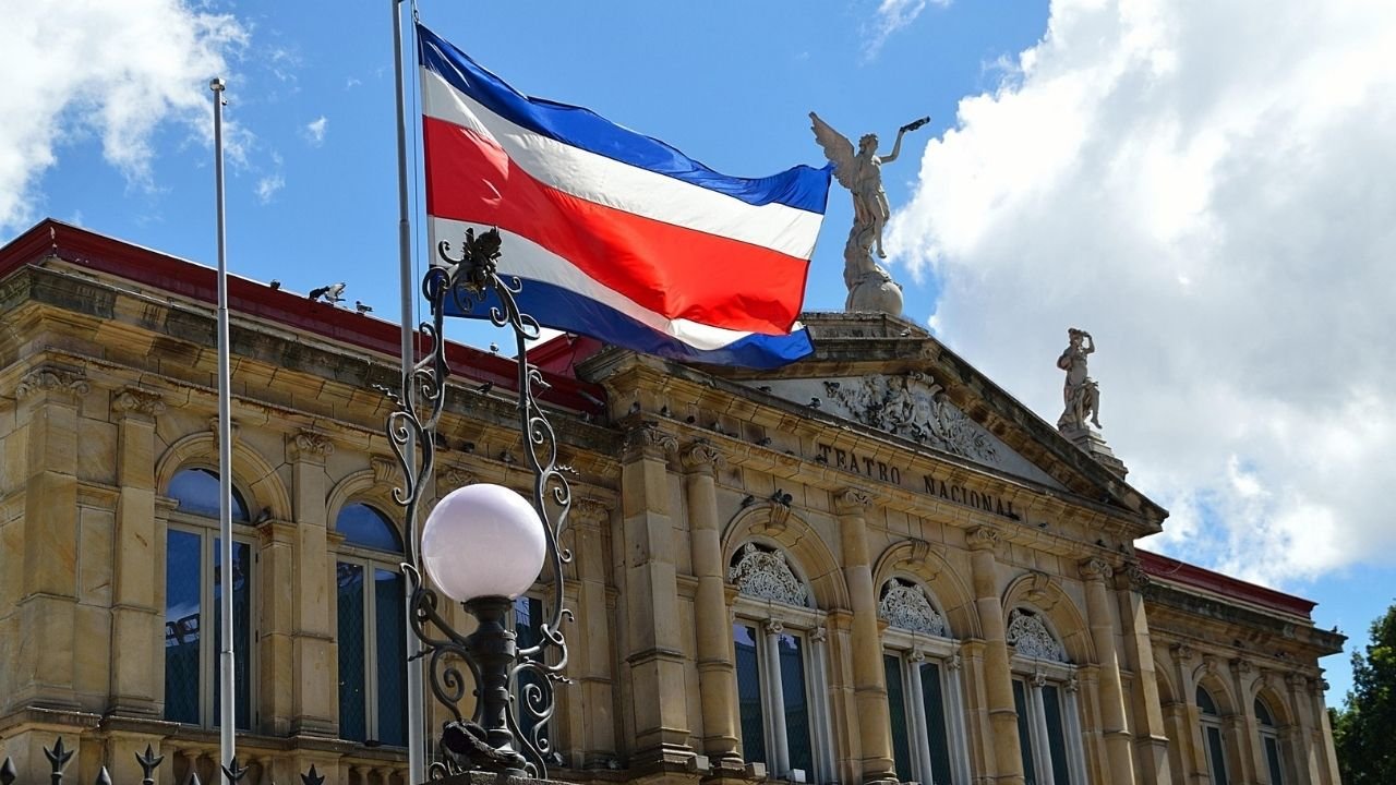 Emeklilere Oturma İzni Veren Ülkeler | 5 Farklı Ülke! 7 Emeklilere Oturma İzni Veren Ülkeler