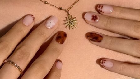 Evinizde Yapabileceğiniz En Güzel Jel Tırnak Modelleri