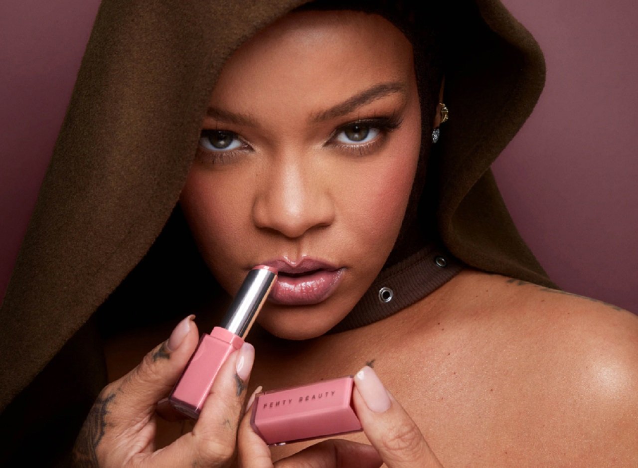 isildayan-bir-cilt-ve-dudaklar-icin-dogru-urun-secimi