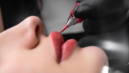 Kalıcı Dudak Renklendirme Nasıl Yapılır? Sağlıklı mı?