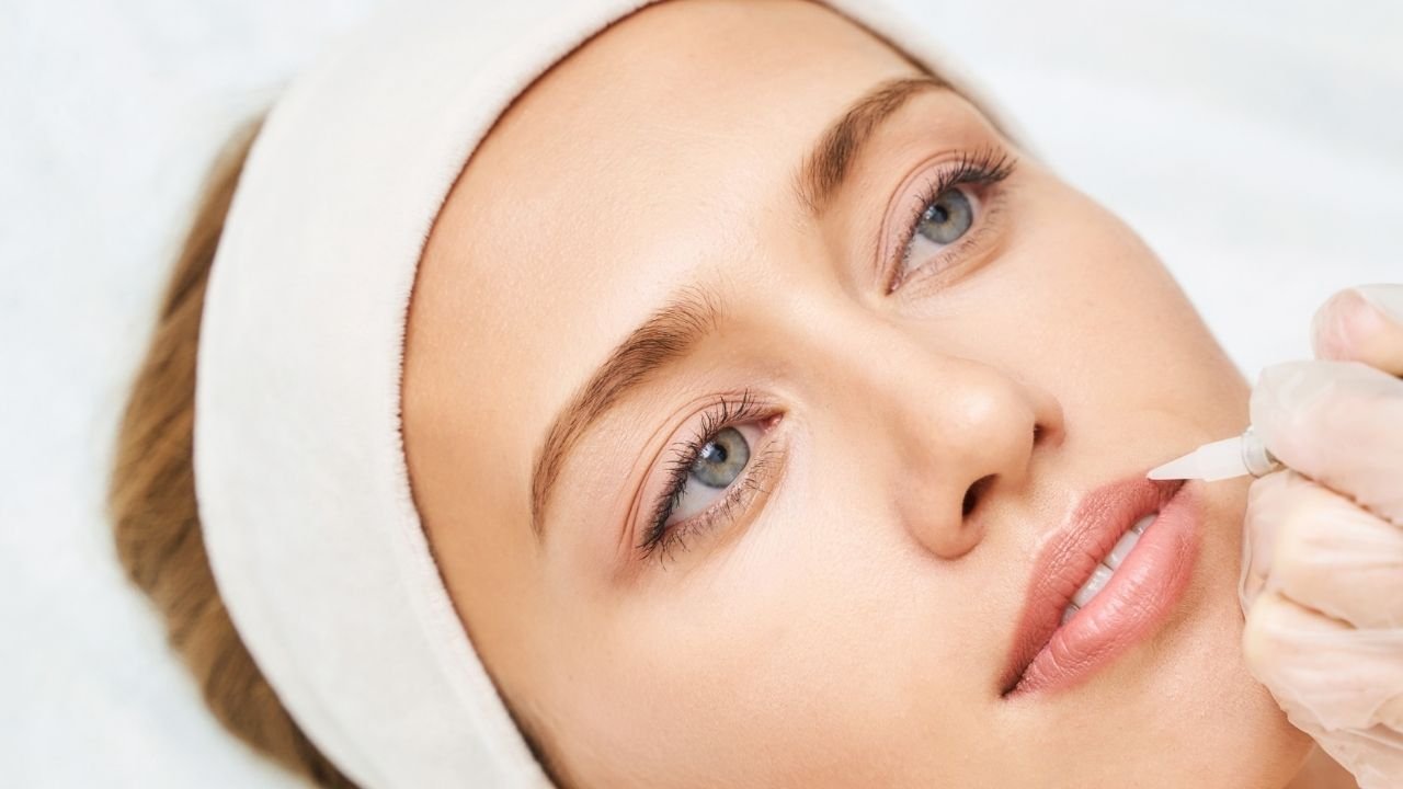 Kalıcı Dudak Renklendirme Nasıl Yapılır? Sağlıklı mı? 3 kalici-dudak-renklendirme (4)